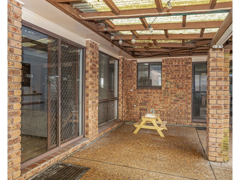 2 Pennington Street, Raymond Terrace NSW 2324