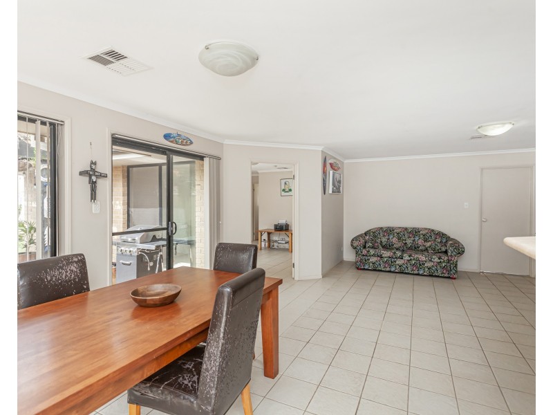 2 Feeney Way, Raymond Terrace NSW 2324