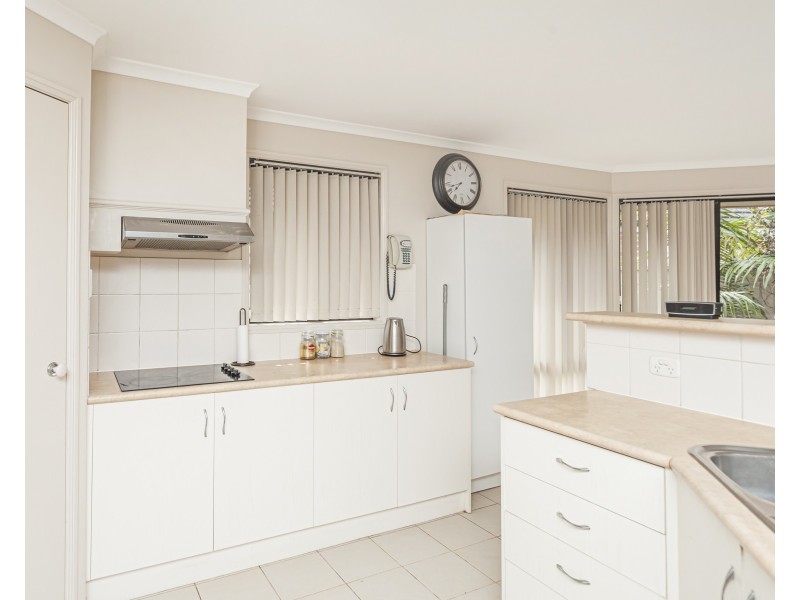 2 Feeney Way, Raymond Terrace NSW 2324