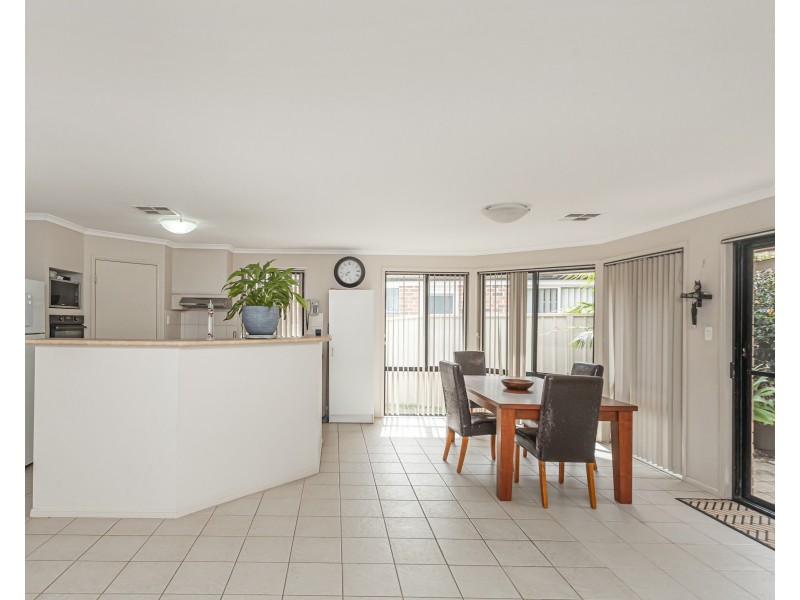 2 Feeney Way, Raymond Terrace NSW 2324