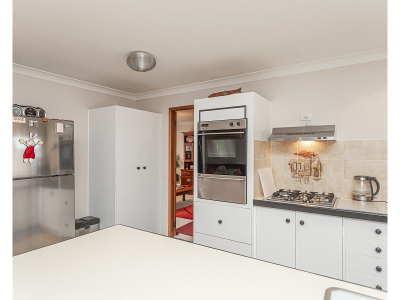 18 Green Slopes Drive, Raymond Terrace NSW 2324