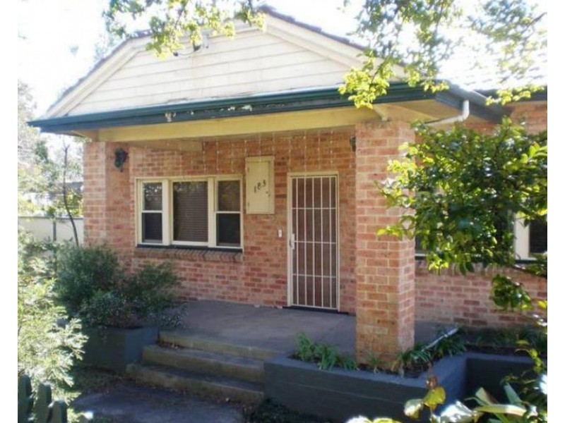 183 RUSSELL ROAD, New Lambton NSW 2305