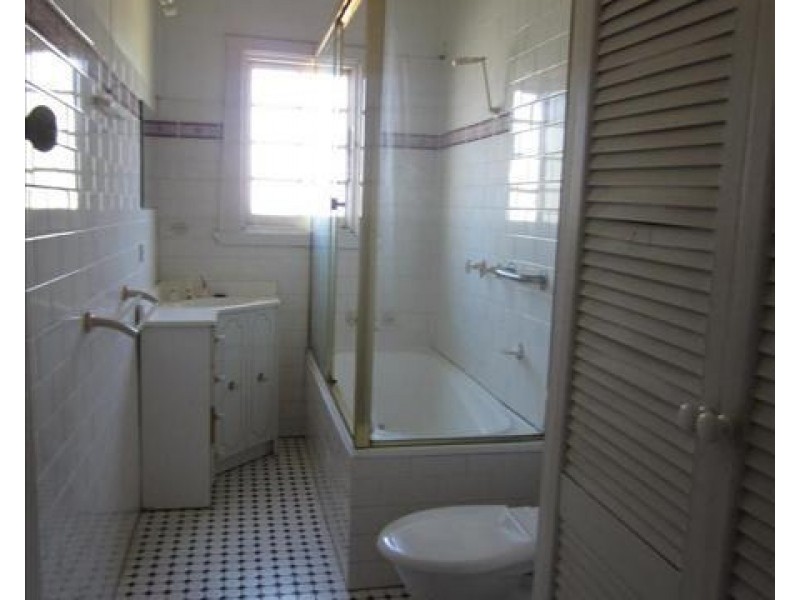 183 RUSSELL ROAD, New Lambton NSW 2305