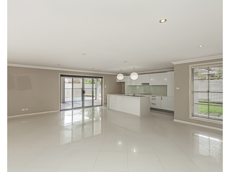 10 Katherine Close, Raymond Terrace NSW 2324