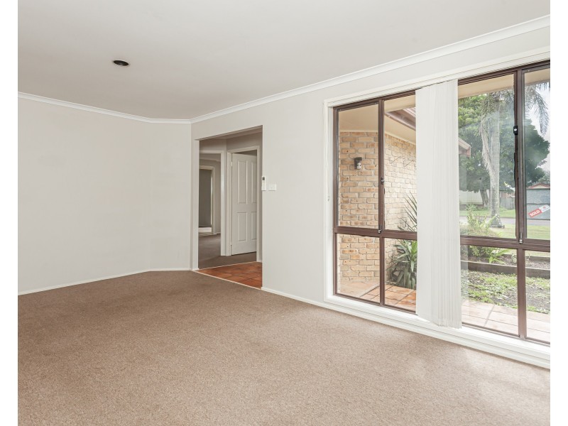 14 Cederwood Crescent, Raymond Terrace NSW 2324