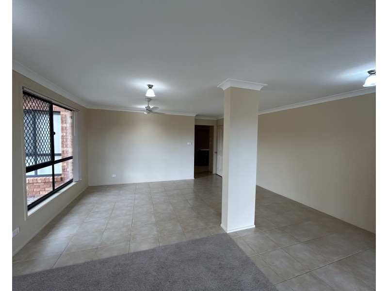 1 Adastra Close, Raymond Terrace NSW 2324