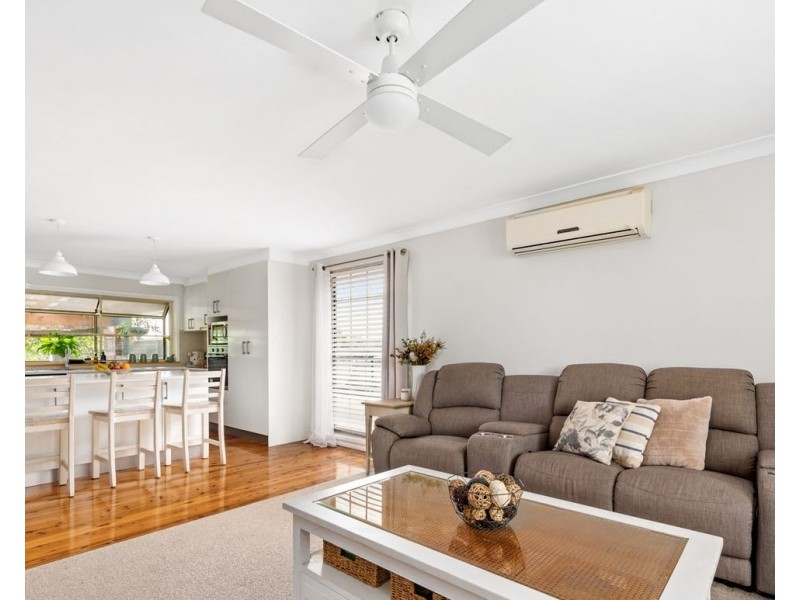 15 Evelyn Crescent, Thornton NSW 2322