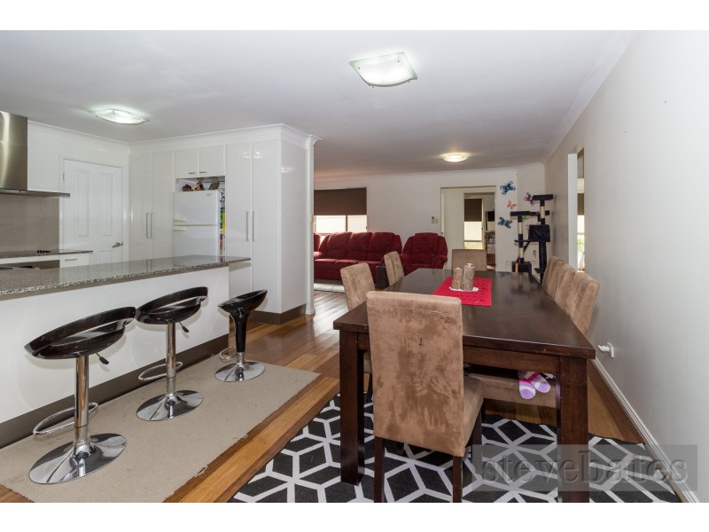 165 Benjamin Lee Drive, Raymond Terrace NSW 2324