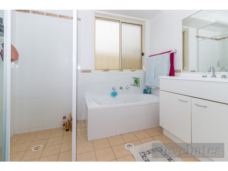 165 Benjamin Lee Drive, Raymond Terrace NSW 2324