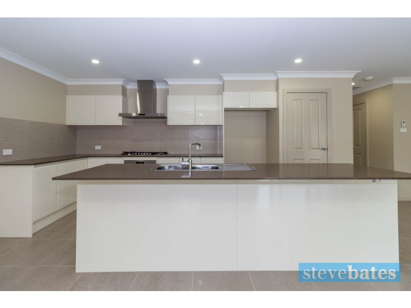 21 Watervale Circuit, Chisholm NSW 2322