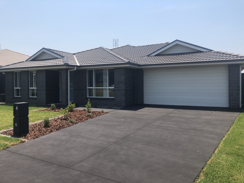 4 Keystone Way, Raymond Terrace NSW 2324