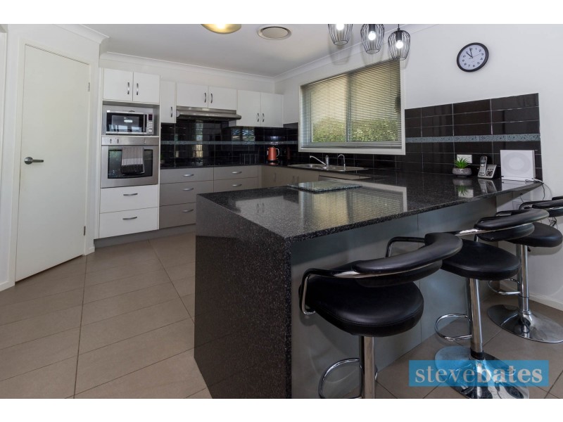 17 Loftus Place, Raymond Terrace NSW 2324