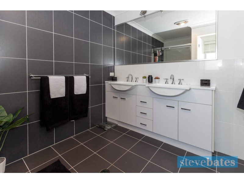 17 Loftus Place, Raymond Terrace NSW 2324