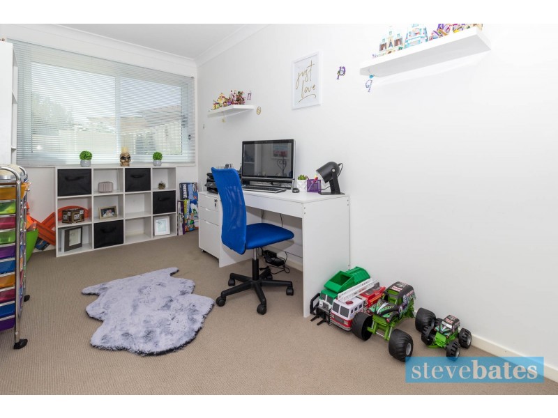 17 Loftus Place, Raymond Terrace NSW 2324