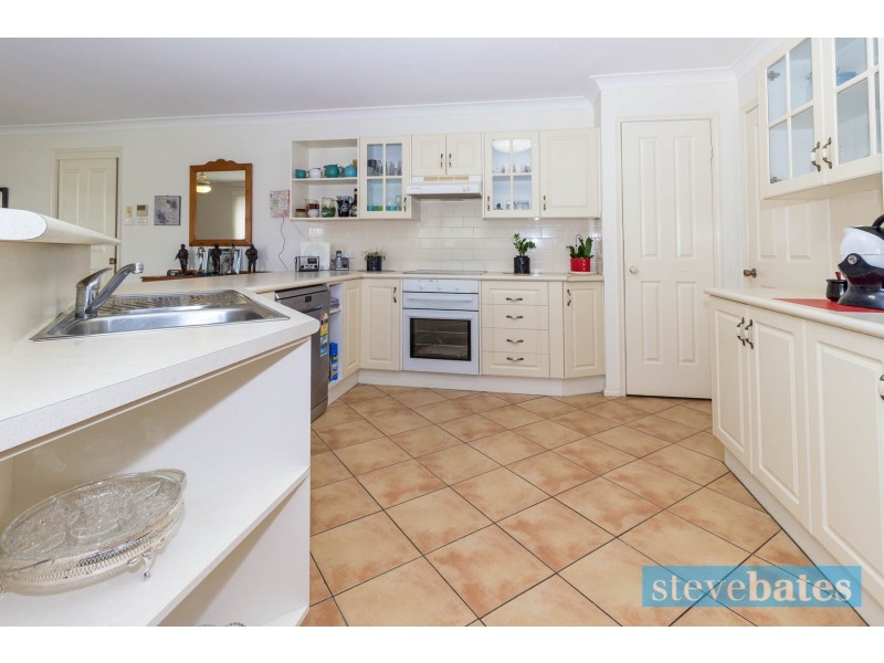 13 Loftus Place, Raymond Terrace NSW 2324