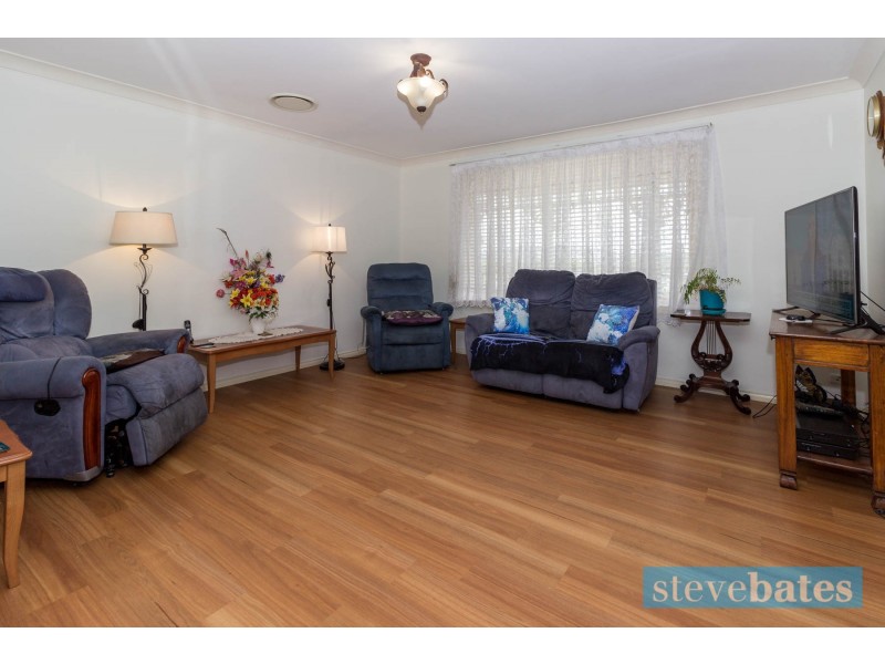 13 Loftus Place, Raymond Terrace NSW 2324