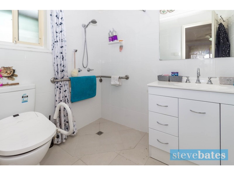 13 Loftus Place, Raymond Terrace NSW 2324