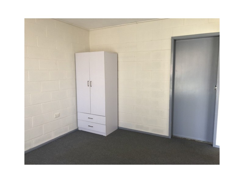 1/13 Meredith Crescent, Raymond Terrace NSW 2324