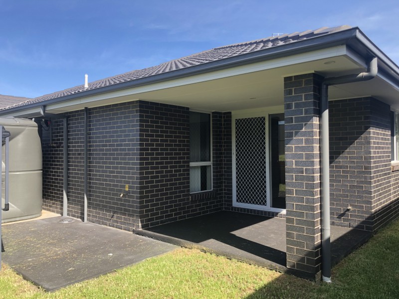 2 Halloran Way, Raymond Terrace NSW 2324