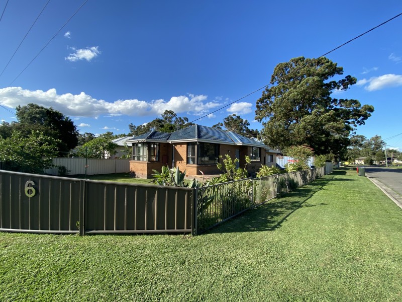 6 Cambridge Avenue, Raymond Terrace NSW 2324
