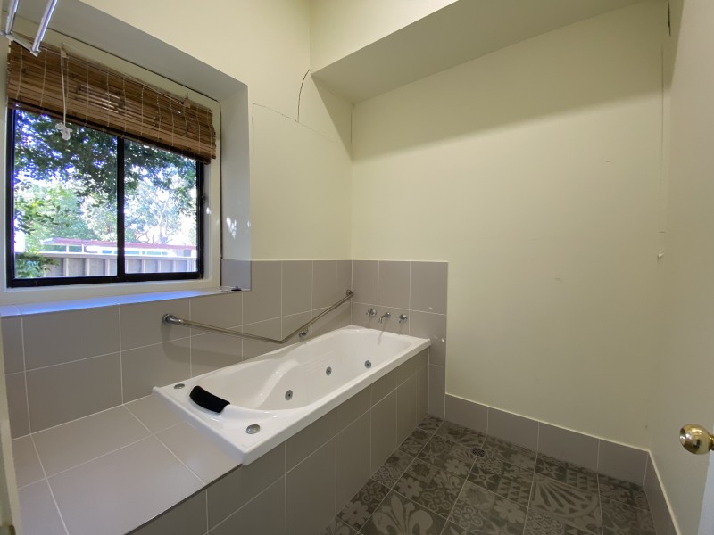 6 Cambridge Avenue, Raymond Terrace NSW 2324