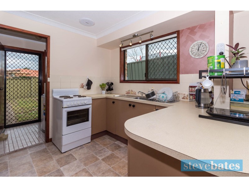 16 Deas Place, Raymond Terrace NSW 2324