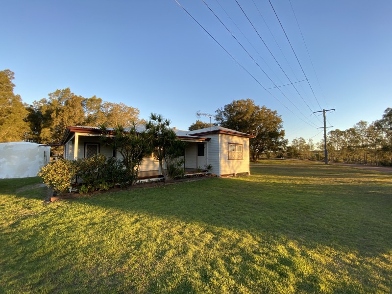 112 Davis Road, Swan Bay NSW 2324