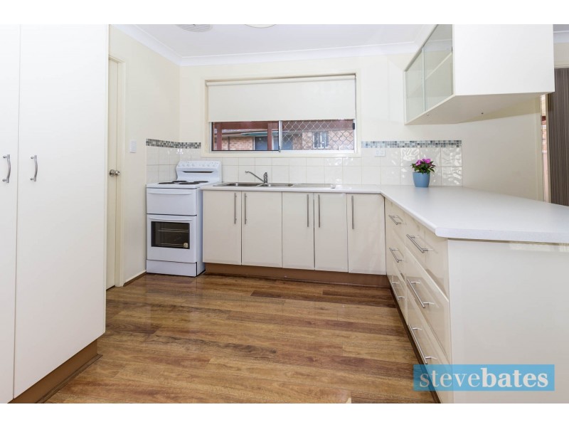 18 Robert Campbell Drive, Raymond Terrace NSW 2324