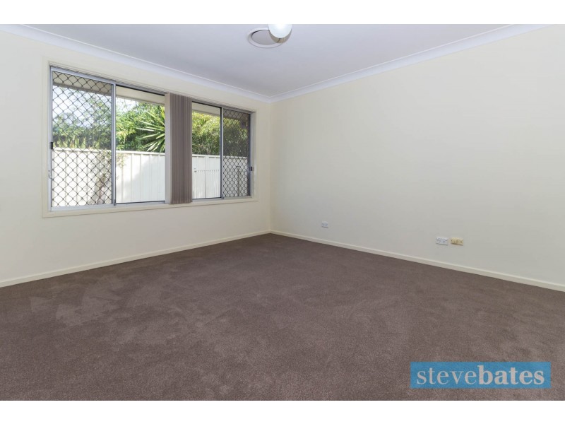 18 Robert Campbell Drive, Raymond Terrace NSW 2324