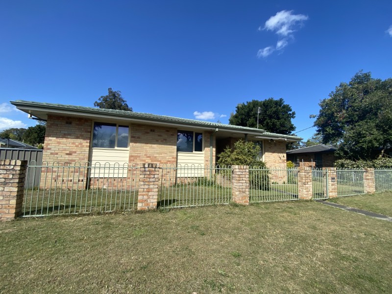 2 Dungaree Way, Raymond Terrace NSW 2324