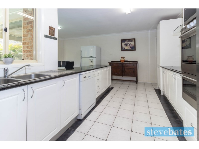 17 Barrellier Close, Raymond Terrace NSW 2324