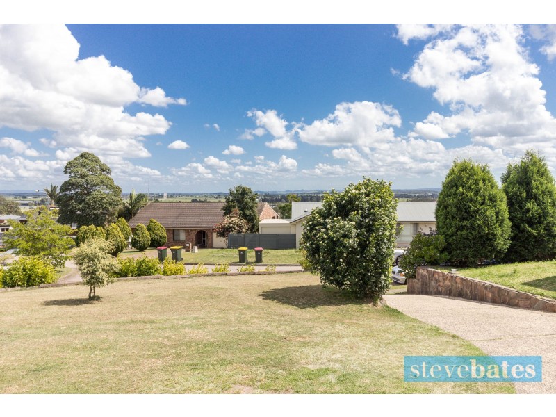 17 Barrellier Close, Raymond Terrace NSW 2324