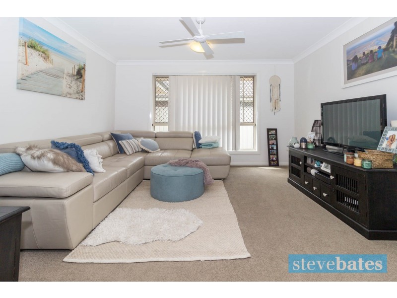 27 Manning Avenue, Raymond Terrace NSW 2324