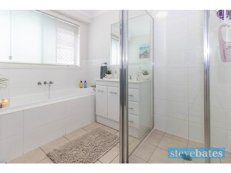 27 Manning Avenue, Raymond Terrace NSW 2324