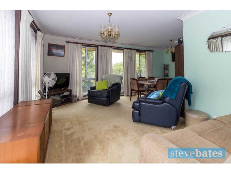 18 Rosemount Drive, Raymond Terrace NSW 2324