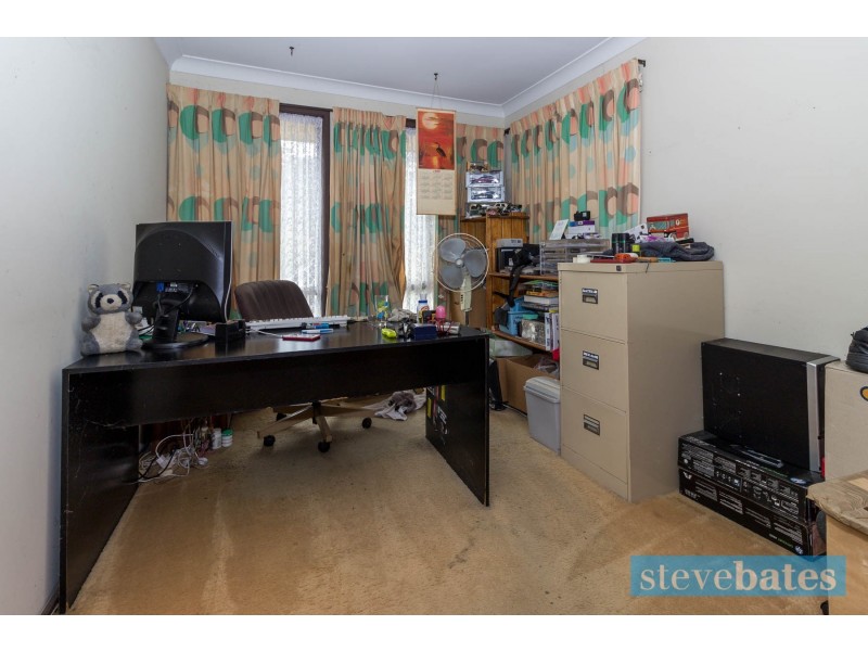 18 Rosemount Drive, Raymond Terrace NSW 2324