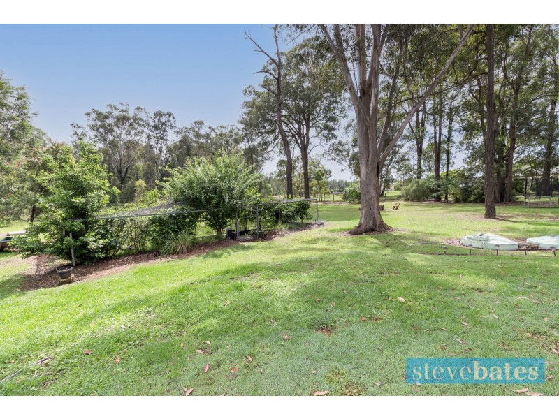 8 North Esk Drive, Seaham NSW 2324