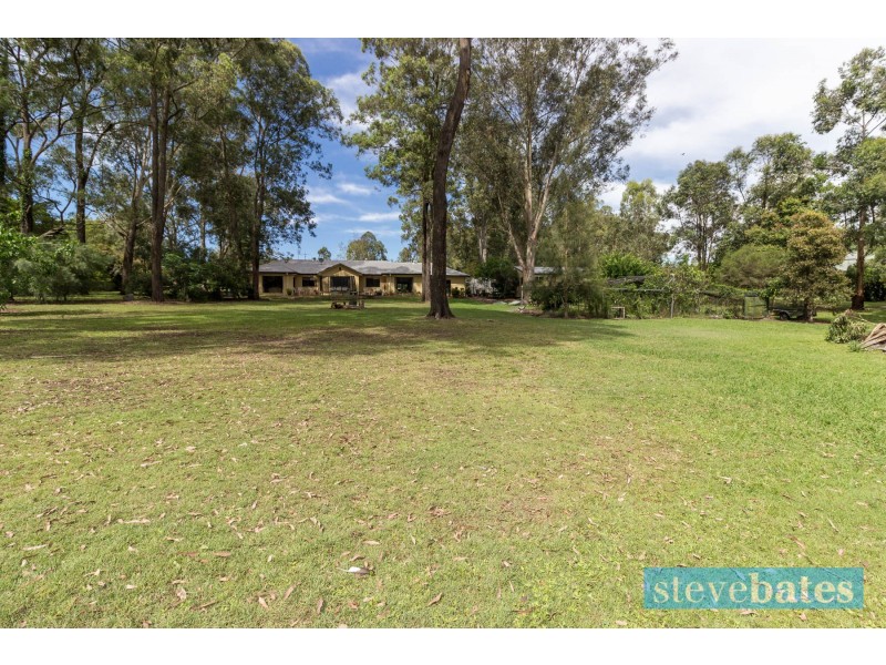 8 North Esk Drive, Seaham NSW 2324