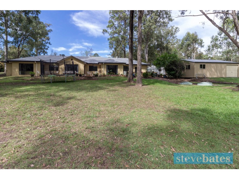 8 North Esk Drive, Seaham NSW 2324