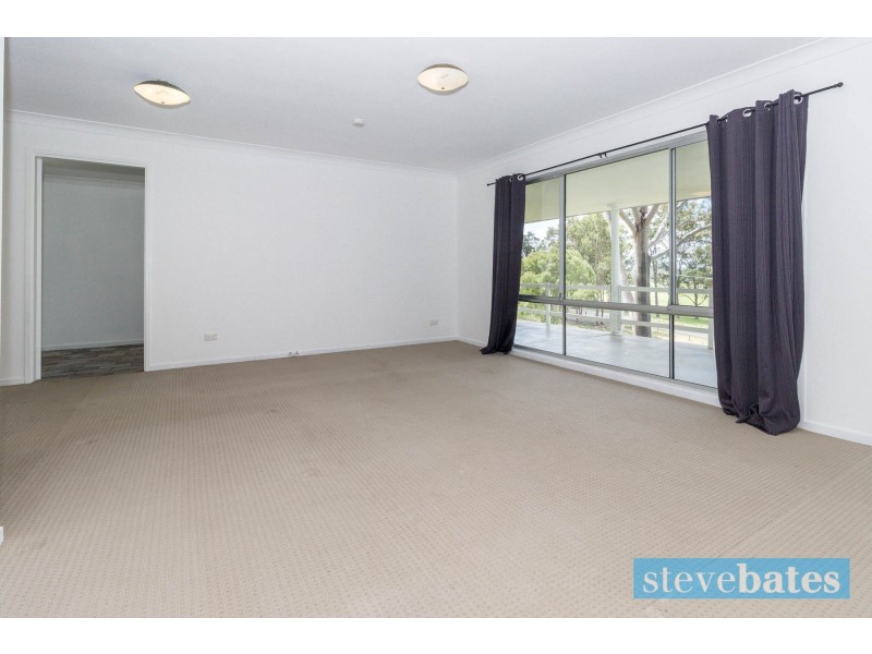 1425 Clarencetown Road, Seaham NSW 2324