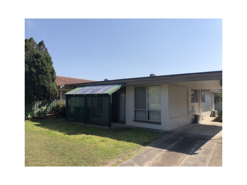 1/13 Meredith Crescent, Raymond Terrace NSW 2324