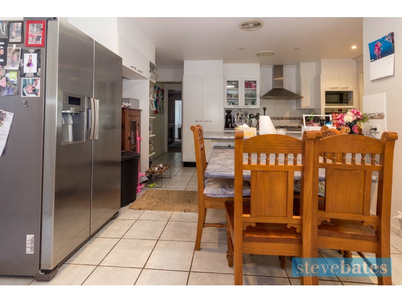 6 Cintra Court, Raymond Terrace NSW 2324