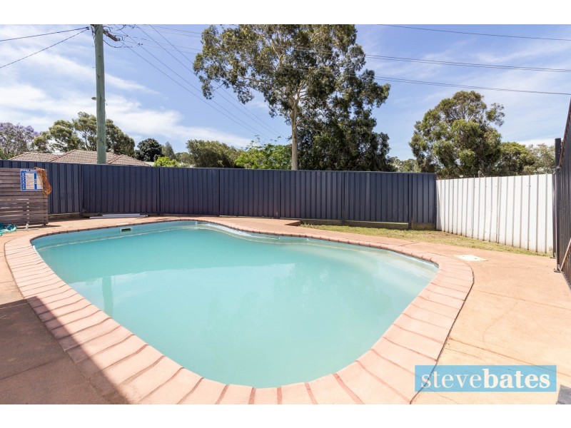 14 Gwen Parade, Raymond Terrace NSW 2324