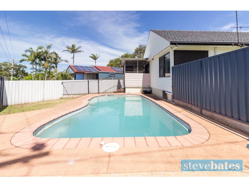 14 Gwen Parade, Raymond Terrace NSW 2324