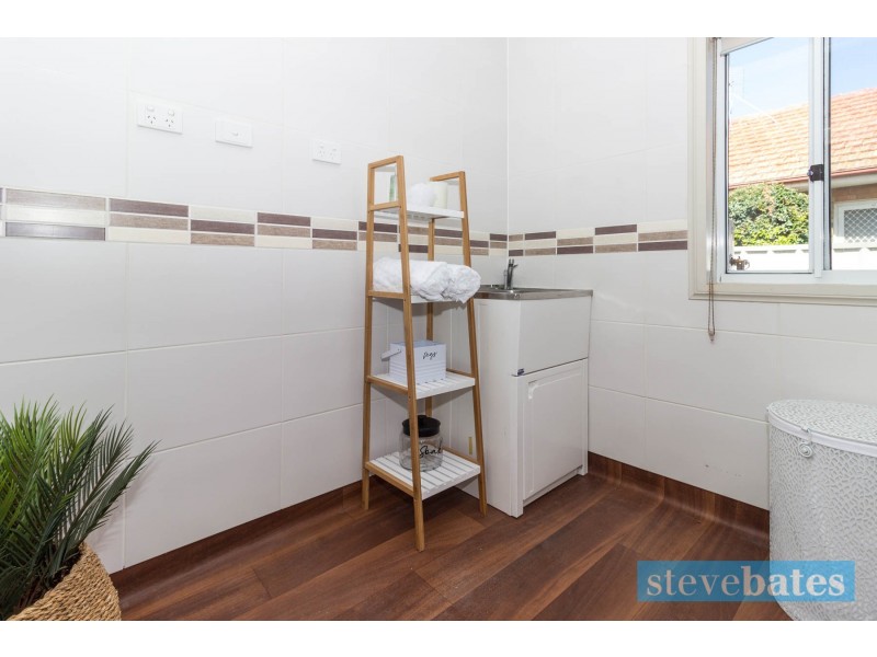 1 & 1A Kinross Street, Raymond Terrace NSW 2324