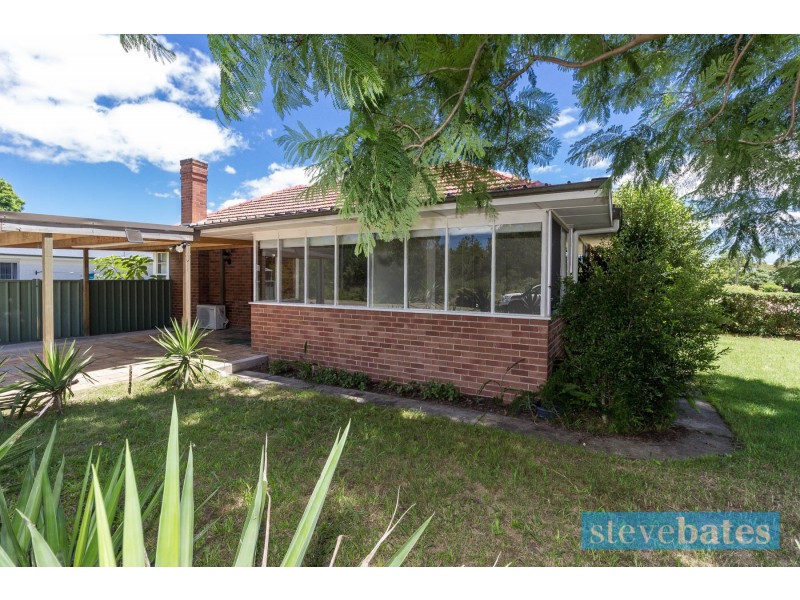 1 & 1A Kinross Street, Raymond Terrace NSW 2324