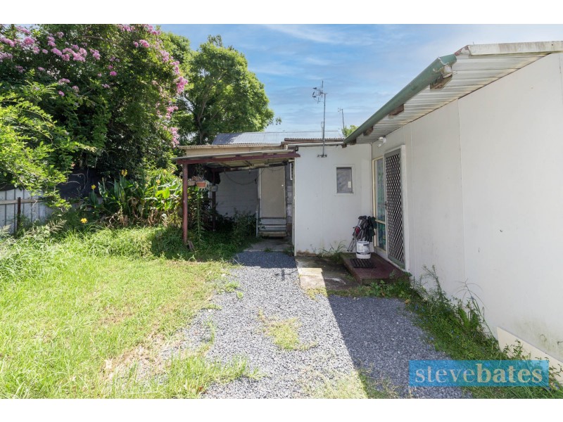 5 & 5A Sturgeon Street North, Raymond Terrace NSW 2324