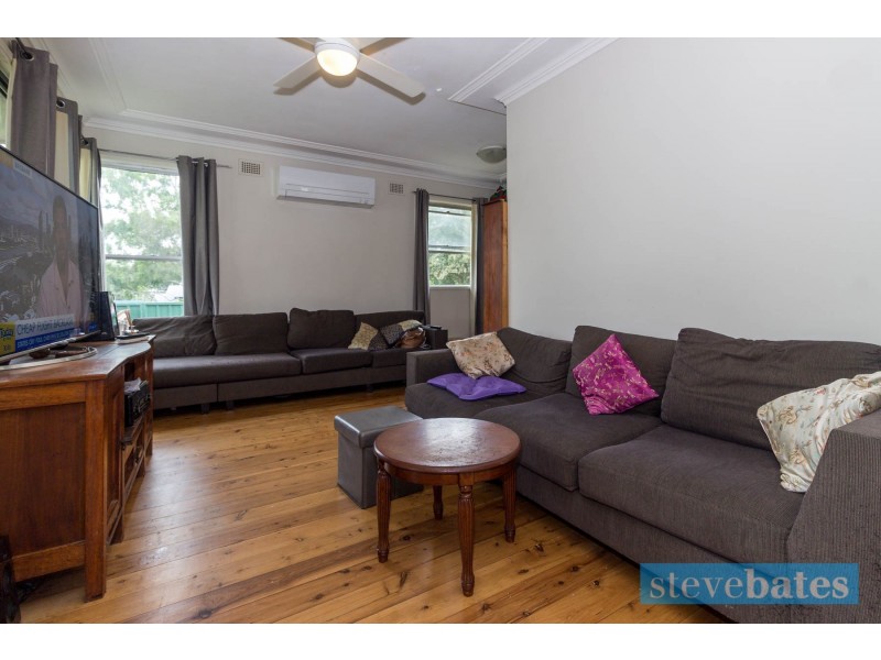 1 Morgan Crescent, Raymond Terrace NSW 2324