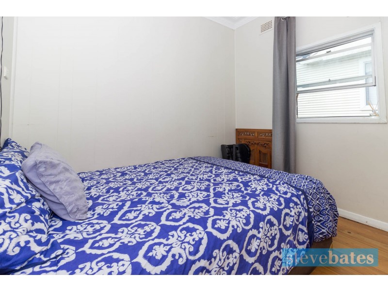 1 Morgan Crescent, Raymond Terrace NSW 2324