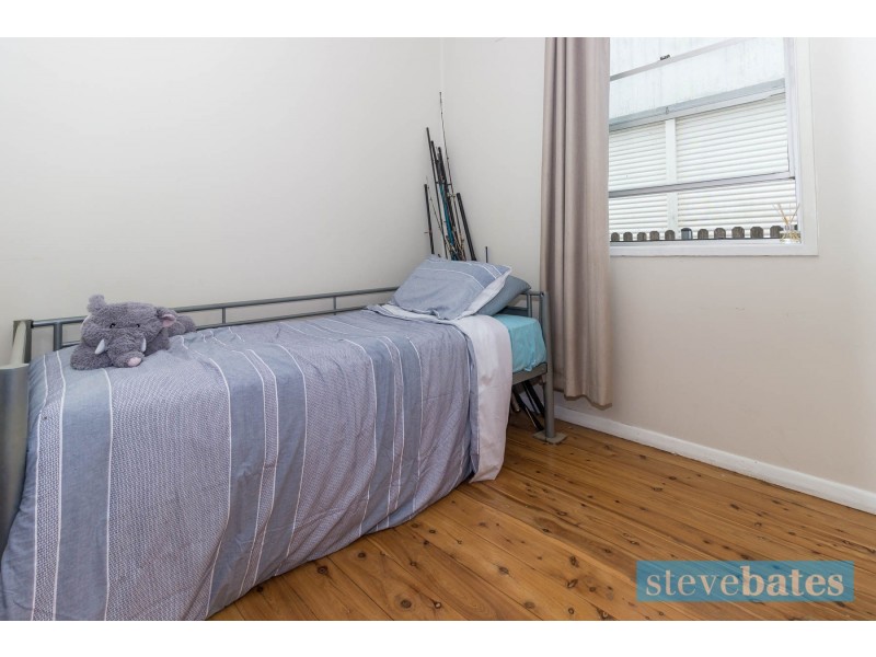 1 Morgan Crescent, Raymond Terrace NSW 2324